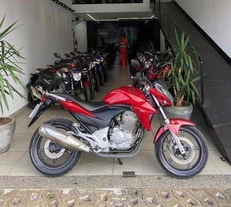 HONDA CB 300R 